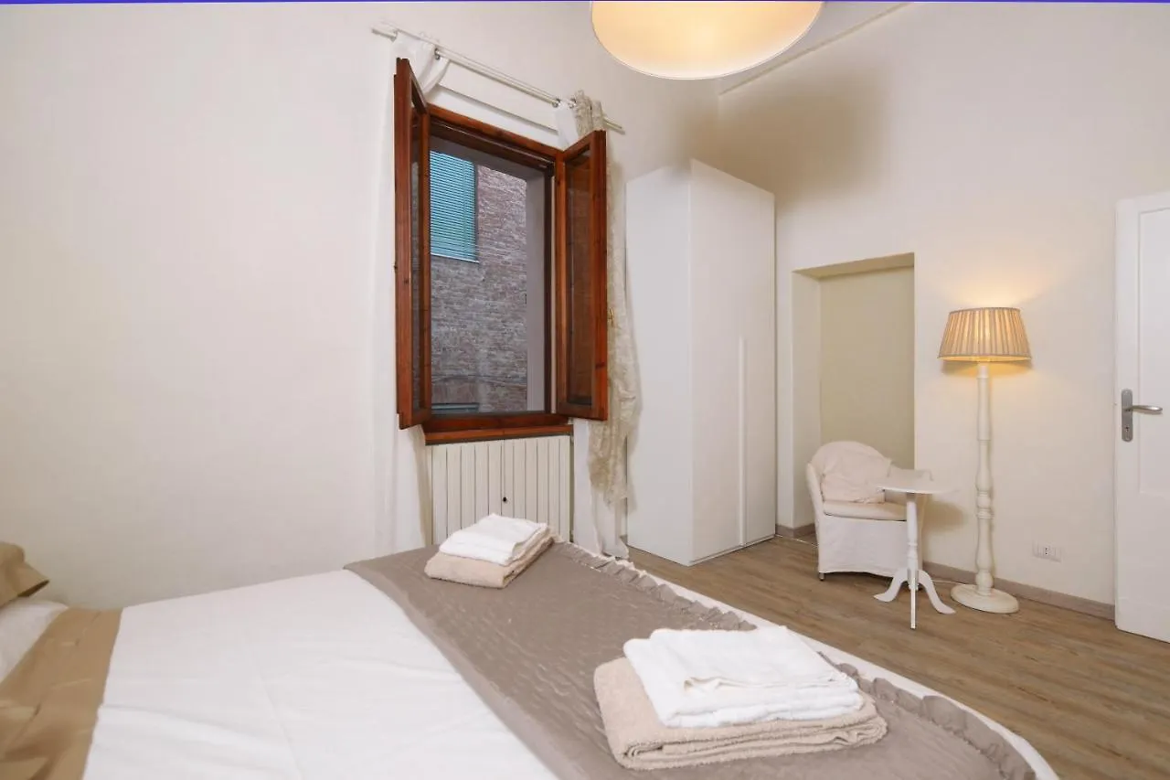 Casina Di Giada - Happy Rentals Siena Italy